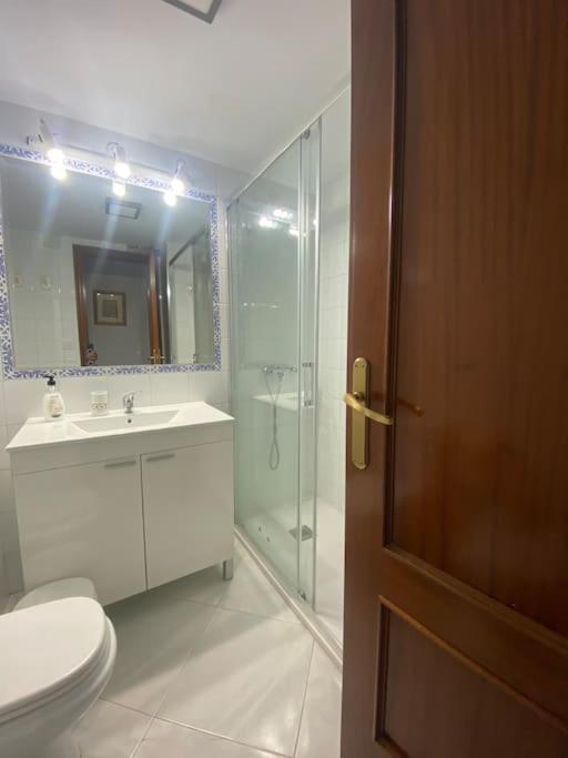 Funcional Piso 4 Dormitorios Frente A Santa Justa Sevilla Eksteriør billede